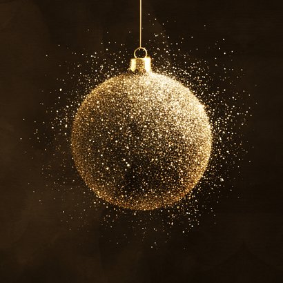 Stijlvolle kerstkaart met sprankelende kerstbal van glitters 2
