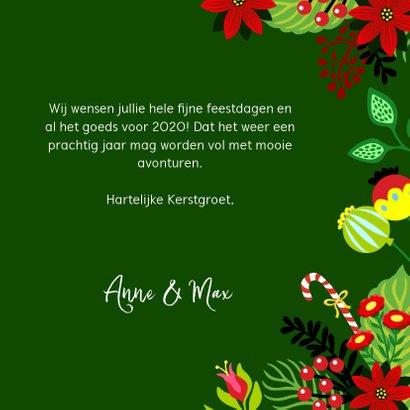 Stijlvolle kerstkaart met unicorn, bloemen en zuurstokken. 3