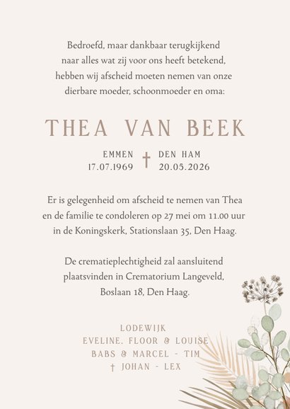 Stijlvolle minimalistische rouwkaart met boeket bloemen 3