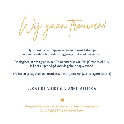 Stijlvolle minimalistische trouwkaart met namen voorop 3