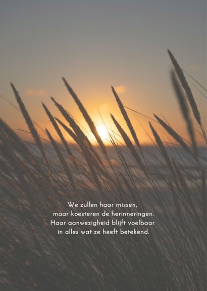 Stijlvolle rouwkaart met een warme zonsondergang aan zee 2