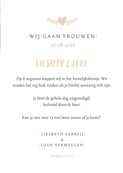 Stijlvolle staande trouwkaart met grote foto en eigen namen 3