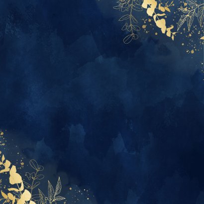 Stijlvolle trouwkaart blauwe waterverf gouden eucalyptus Achterkant