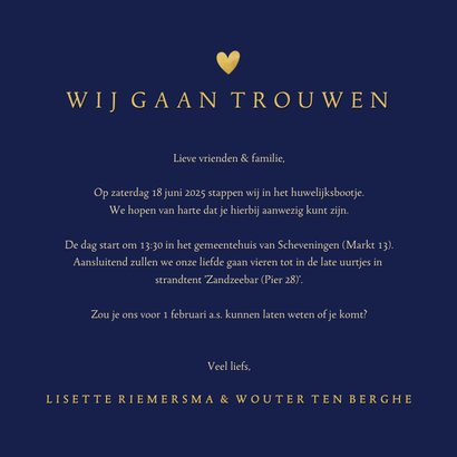 Stijlvolle trouwkaart vingerafdrukken in gouden hartje 3