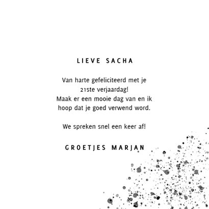 Stijlvolle verjaardagskaart met verf en typografie 3