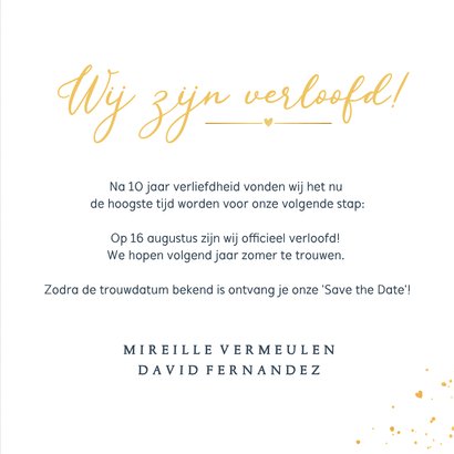 Stijlvolle verlovingskaart met gouden tekst en spetters 3