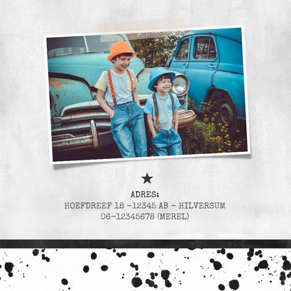 Stoere uitnodiging kinderfeestje jongen met voetbal print 2