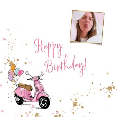 Toffe verjaardagskaart met trendy scooter en ballonnen 2