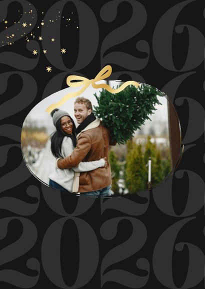 Trendy kerstkaart zwart strik jaartal goudlook met foto 2