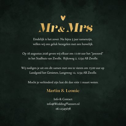 Trouwkaart donkergroen mr and mrs goud hartje 3