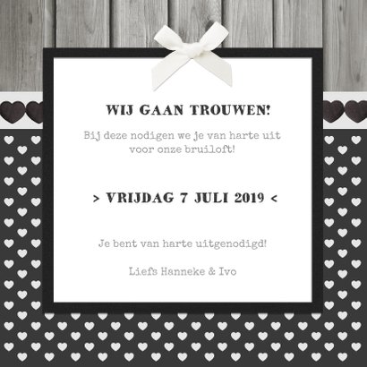 Trouwkaart hout hartjes hip 3