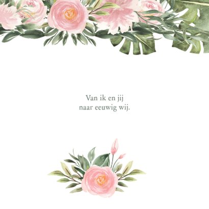 Trouwkaart met flamingo en tropische bloemen en bladeren 2