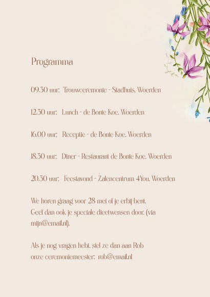 Trouwkaart met wilde bloemen en labeltje 2