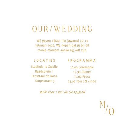 Typografische uitnodiging met minimalistische gouden tekst  3