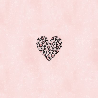 Uitnodiging eerste communie panterprint hart roze waterverf Achterkant