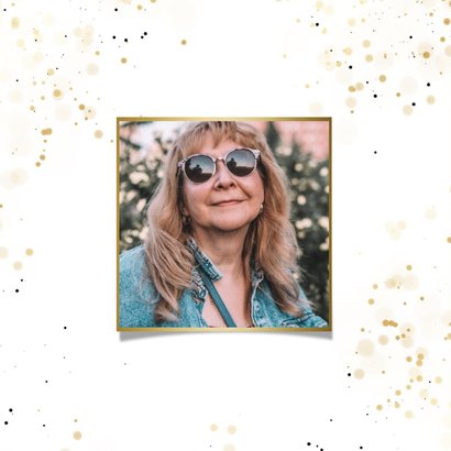 Uitnodiging feestje wit met confetti en goudfolie ballonnen 2