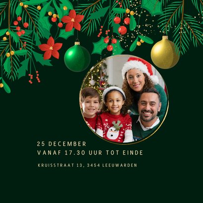 Uitnodiging kerst feestelijk stijlvol uitsnede kerstkrans  2