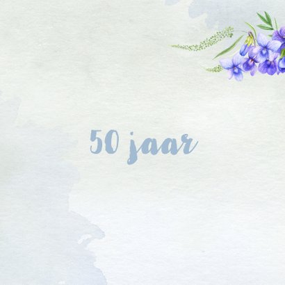 Uitnodiging met krans van viooltjes 2
