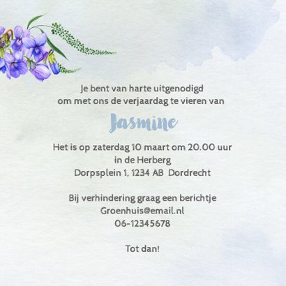 Uitnodiging met krans van viooltjes 3