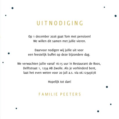 Uitnodiging pensioenfeest krijtbord goud lampjes confetti 3