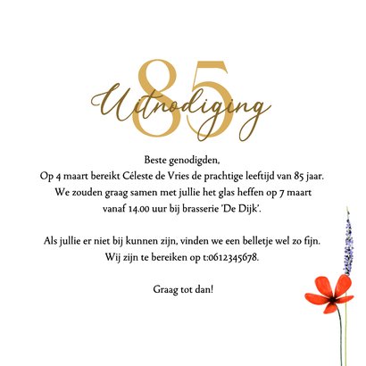 Uitnodigingskaart verjaardag 80 veldbloemen goud vlinders 3