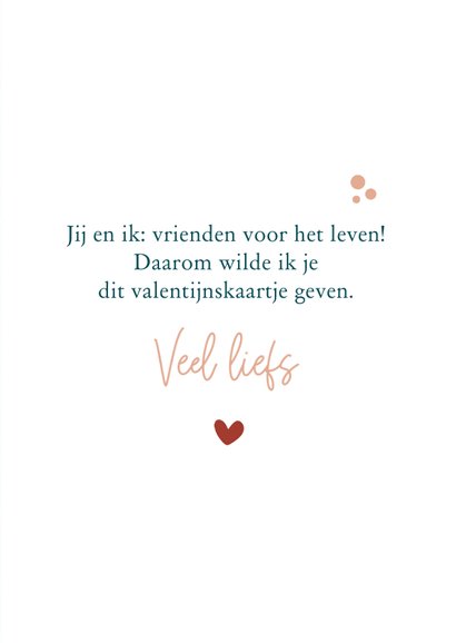 Valentijnskaart met enveloppe met hartjes 3