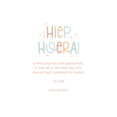 Verjaardagskaart hiep hoera emoji en confetti 3