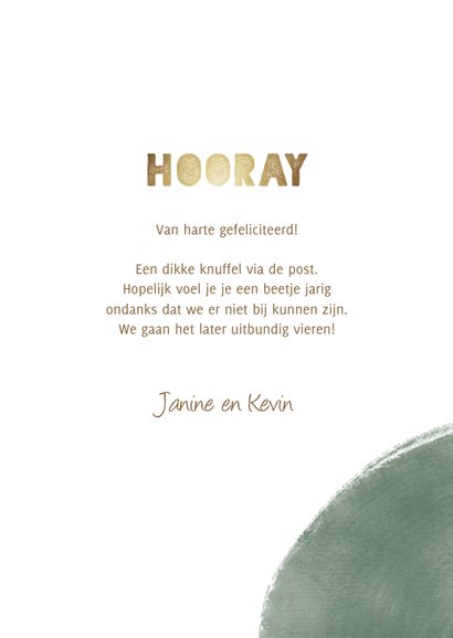 Verjaardagskaart 'Hooray" met verfstrepen en goud 3