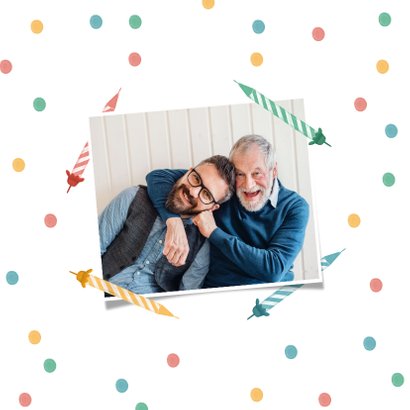 Verjaardagskaart kaarsjes tel kwijt confetti man vrouw 2
