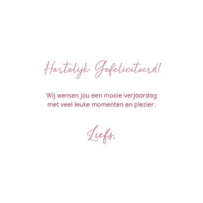 Verjaardagskaart konijntje tussen bloemetjes 3