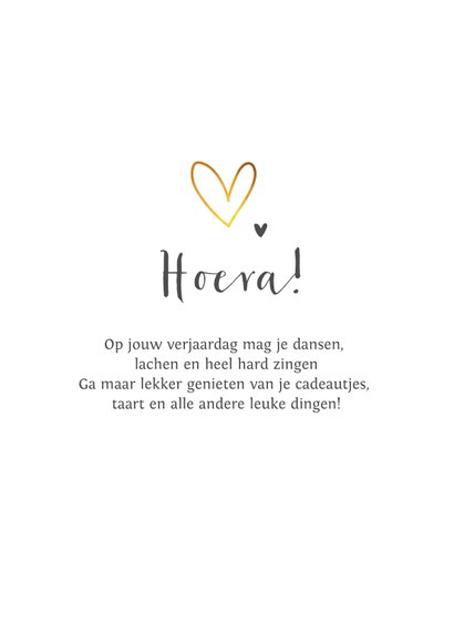 Verjaardagskaart met goud hartjes eenvoudig en stijlvol 2