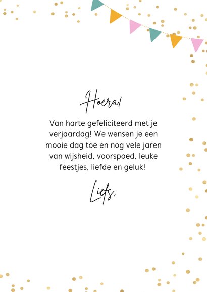 Verjaardagskaart stapel kleurrijke kado's met goudlook lint 3