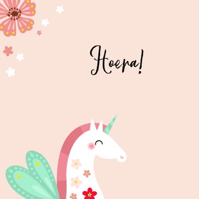 Vrolijke en kleurrijke verjaardagskaart unicorn met vleugels 2