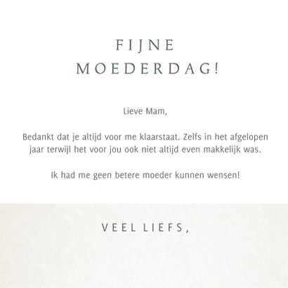 Vrolijke moederdagkaart met boeket veldbloemen in vaas 3