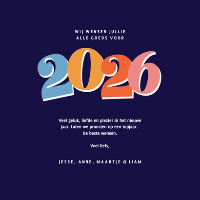 Vrolijke nieuwjaarskaart foto met kleurrijk jaartal Achterkant