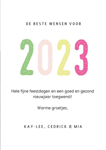 Vrolijke nieuwjaarskaart met eigen foto en gekleurde letters 3