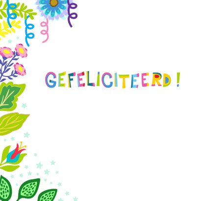 Vrolijke verjaardagskaart met flamingo, slingers en bloemen 2