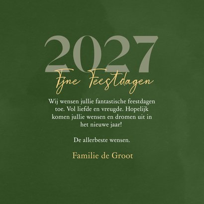 Waterverf kerstkaartje groen met jaartal en sterretje goud 3