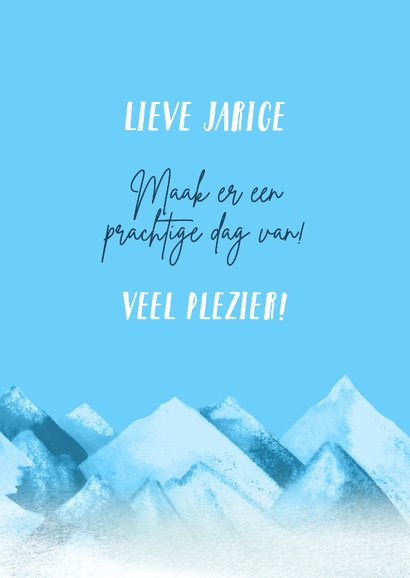 Winterse verjaardagskaart met skis en skischoenen 3