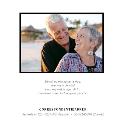 Witte rouwkaart met zwart-wit illustratie van een schelp 2