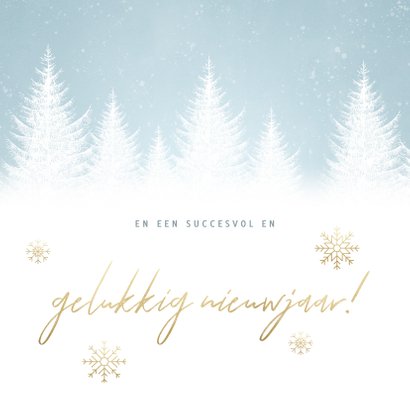Zakelijke kerstkaart met sneeuw, bomen en 'Fijne feestdagen' 2
