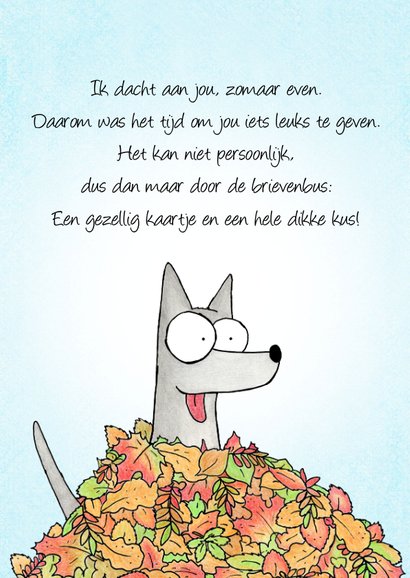 Zomaar een kaart met een hond in een bladerhoop 2