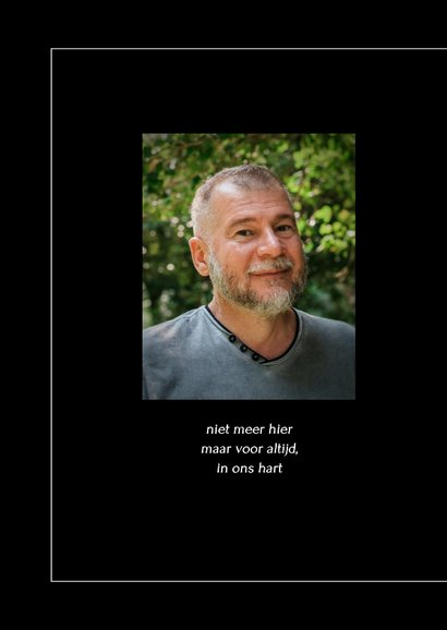 Zwarte rouwkaart met wit kader en grote foto bedankt 2
