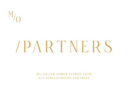 Typografische uitnodiging geregistreerd partnerschap goud