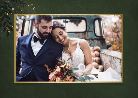Donkergroene bedankkaart huwelijk met 3 foto's en goudfolie 2