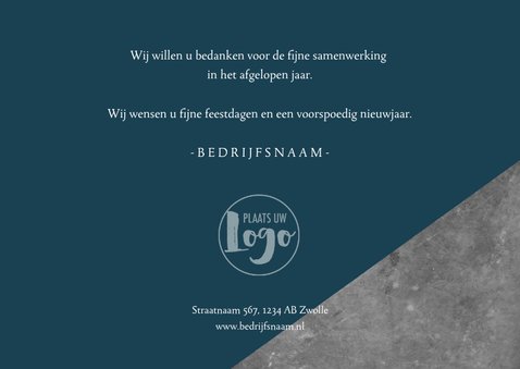 Fotokaart met beton en typografie 3