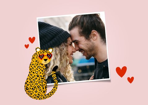 Grappige liefdekaart panter met zonnebril hartjes & foto 2