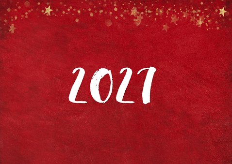 Kerst ansichtkaart met rode achtergrond en gouden sterren 2