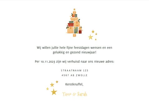 Kerst verhuiskaart kerstboom van dozen, cadeautjes en foto's 3