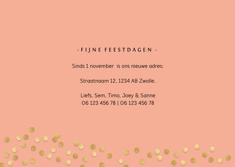 Kerst-verhuiskaart met sierlijke letters en foto's 3
